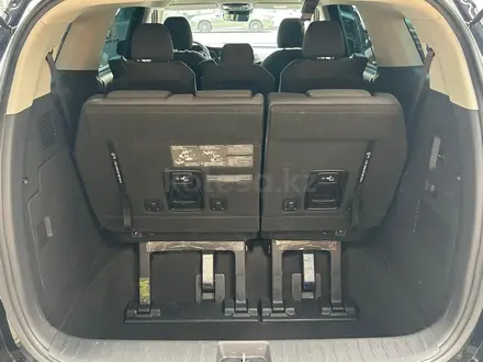 Kia Carnival 2023 года за 17 290 000 тг. в Алматы – фото 9