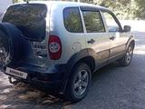 Chevrolet Niva 2012 года за 2 800 000 тг. в Семей – фото 4