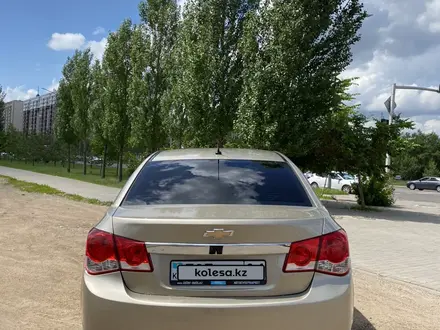 Chevrolet Cruze 2012 года за 3 700 000 тг. в Астана – фото 11