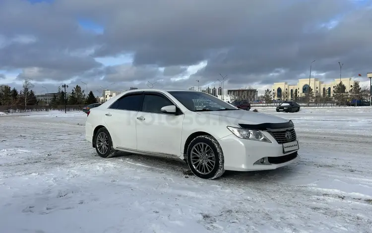 Toyota Camry 2014 года за 10 500 000 тг. в Астана