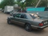 Mercedes-Benz E 230 1992 года за 1 700 000 тг. в Астана – фото 5