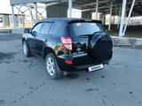 Toyota RAV4 2011 годаүшін8 500 000 тг. в Петропавловск – фото 3