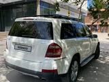 Mercedes-Benz GL 450 2006 годаfor5 900 000 тг. в Караганда – фото 4