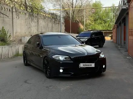 BMW 550 2012 года за 14 300 000 тг. в Алматы – фото 10