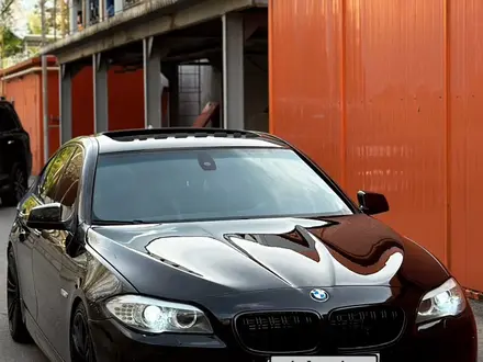 BMW 550 2012 года за 14 300 000 тг. в Алматы – фото 3