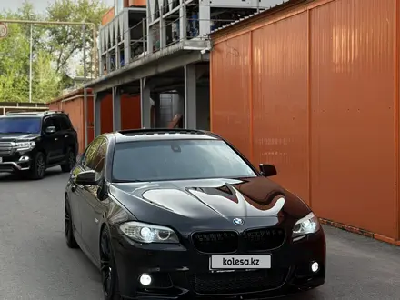 BMW 550 2012 года за 14 300 000 тг. в Алматы – фото 2