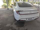 Hyundai Sonata 2020 годаүшін11 000 000 тг. в Алматы – фото 2