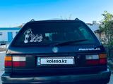 Volkswagen Passat 1993 года за 1 500 000 тг. в Актау – фото 2
