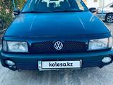 Volkswagen Passat 1993 года за 1 500 000 тг. в Актау – фото 3