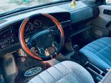 Volkswagen Passat 1993 года за 1 500 000 тг. в Актау – фото 5