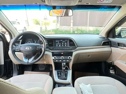 Hyundai Elantra 2020 года за 9 800 000 тг. в Алматы – фото 10