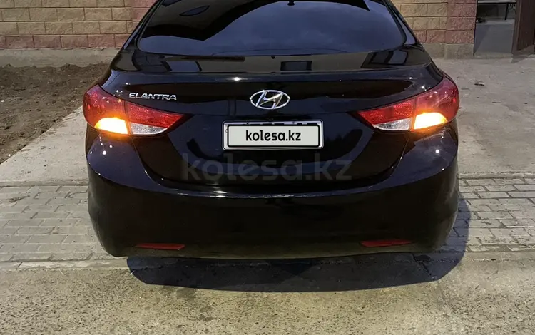 Hyundai Elantra 2013 годаүшін4 200 000 тг. в Атырау