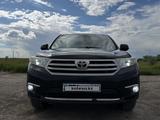Toyota Highlander 2011 года за 10 500 000 тг. в Костанай