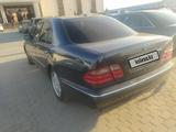 Mercedes-Benz E 240 2000 годаfor4 300 000 тг. в Караганда – фото 4