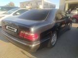 Mercedes-Benz E 240 2000 годаfor4 300 000 тг. в Караганда – фото 5