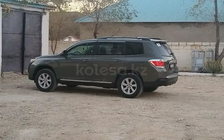 Toyota Highlander 2013 года за 8 800 000 тг. в Актау