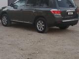 Toyota Highlander 2013 годаүшін8 800 000 тг. в Актау – фото 2