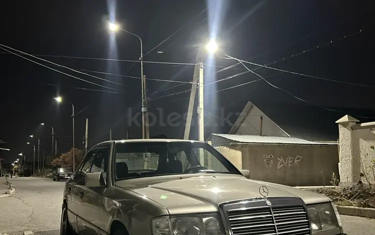 Mercedes-Benz E 260 1990 годаfor2 300 000 тг. в Шымкент