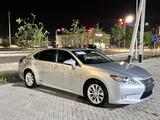 Lexus ES 300h 2014 годаүшін8 000 000 тг. в Атырау – фото 4