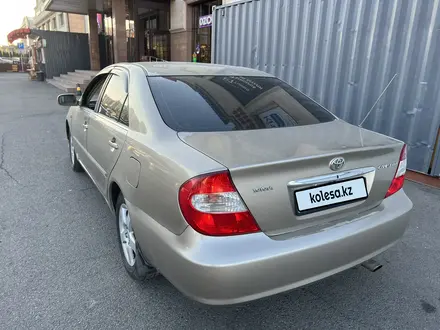 Toyota Camry 2004 года за 3 750 000 тг. в Алматы – фото 2