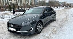 Hyundai Sonata 2022 года за 12 000 000 тг. в Астана