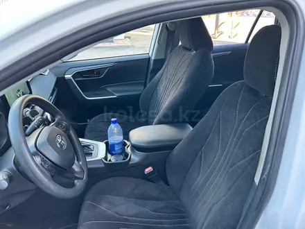 Toyota RAV4 2023 года за 12 900 000 тг. в Астана – фото 9