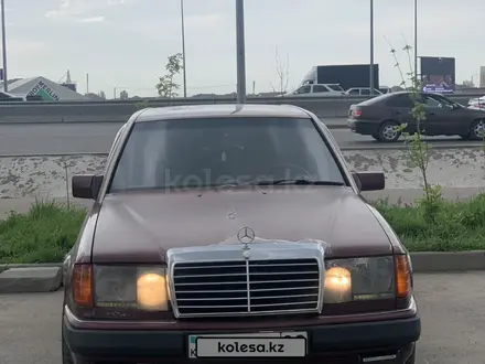 Mercedes-Benz E 230 1990 года за 980 000 тг. в Алматы – фото 3