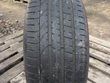Pirelli P Zero 255/40ZR20 (101Y) за 20 000 тг. в Алматы