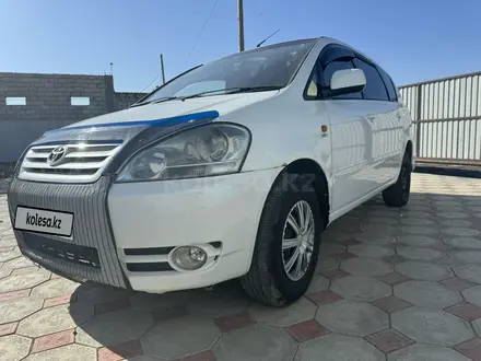 Toyota Ipsum 2001 года за 2 800 000 тг. в Атырау – фото 2