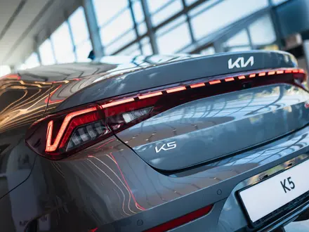 Kia K5 Premium 2025 года за 14 990 000 тг. в Алматы – фото 7