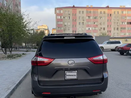 Toyota Sienna 2015 года за 7 900 000 тг. в Актау – фото 11