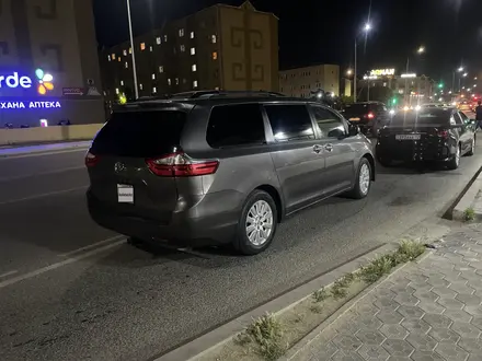 Toyota Sienna 2015 года за 7 900 000 тг. в Актау – фото 13