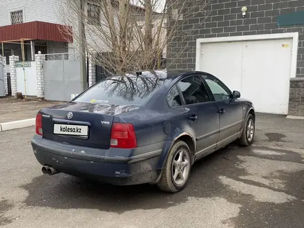 Volkswagen Passat 1998 года за 1 500 000 тг. в Астана – фото 4