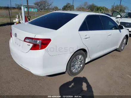 Toyota Camry 2012 года за 2 600 000 тг. в Атырау – фото 4