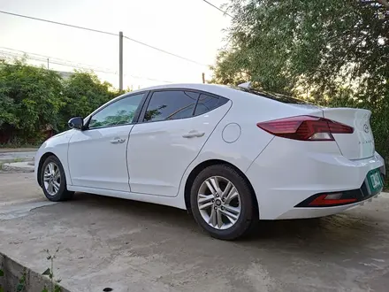 Hyundai Elantra 2019 года за 6 300 000 тг. в Кызылорда – фото 2