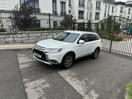 Mitsubishi Outlander 2015 года за 8 800 000 тг. в Алматы – фото 7