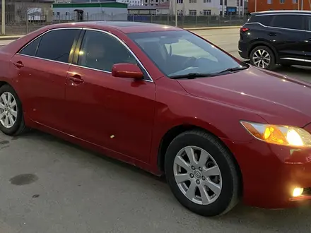 Toyota Camry 2008 года за 4 500 000 тг. в Атырау – фото 2