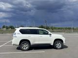 Toyota Land Cruiser Prado 2011 года за 13 500 000 тг. в Актобе – фото 5