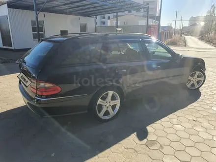 Mercedes-Benz E 220 2003 года за 2 000 000 тг. в Актобе – фото 3