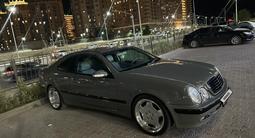 Mercedes-Benz CLK 320 2000 года за 5 400 000 тг. в Атырау – фото 2