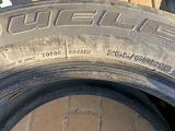 ОДНА шина 265/60 R18 — "Bridgestone Dueler H/T 684" (Япония), лет за 20 000 тг. в Астана – фото 4