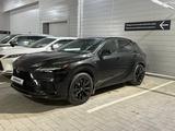 Lexus RX 500h 2025 годаfor47 500 000 тг. в Петропавловск