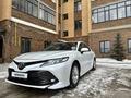 Toyota Camry 2018 года за 13 000 000 тг. в Уральск – фото 26