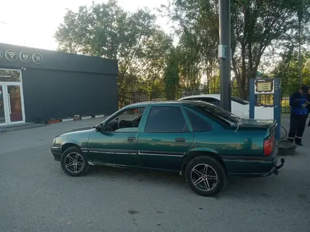 Opel Vectra 1994 года за 950 000 тг. в Актобе – фото 4