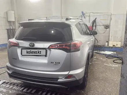 Toyota RAV4 2018 года за 12 500 000 тг. в Шымкент – фото 6