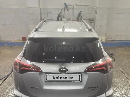 Toyota RAV4 2018 года за 12 500 000 тг. в Шымкент – фото 7