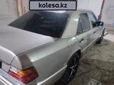 Mercedes-Benz E 200 1990 года за 1 500 000 тг. в Степногорск