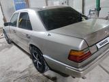 Mercedes-Benz E 200 1990 года за 1 500 000 тг. в Степногорск – фото 4