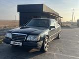 Mercedes-Benz E 280 1993 года за 2 200 000 тг. в Талдыкорган – фото 3