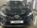 Toyota Camry 2018 года за 11 500 000 тг. в Актобе